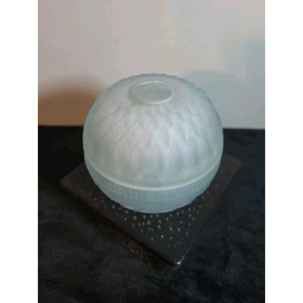Vintage Indiana Glass Co. Mt. Vernon Fairy Lamp Frosted Blue Satin Diamond Point
